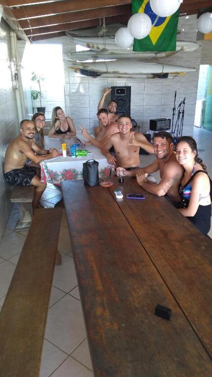 Genesis Beach Hostel! Quartos Compartilhados E Privativos Na Pinheira Palhoça Eksteriør billede